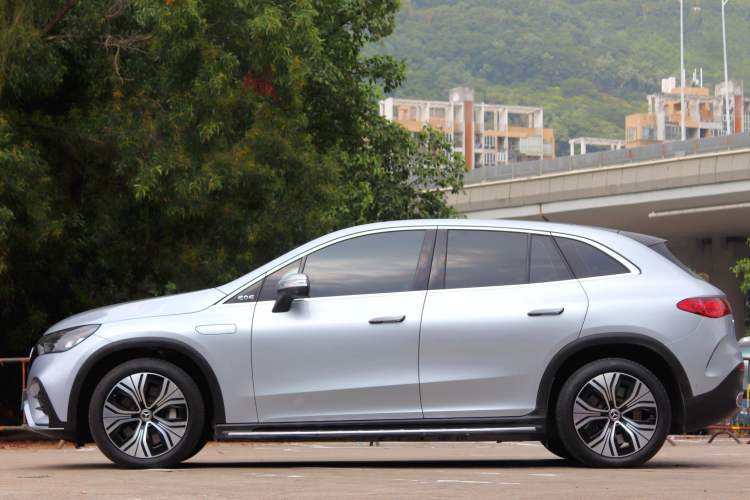Used Mercedes-Benz EQE SUV 2023 350 4MATIC Luxury Edition Exterior 8