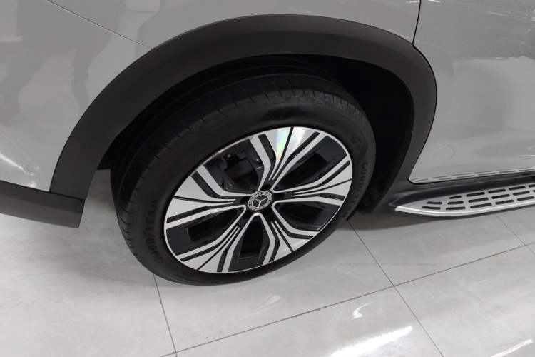 Used Mercedes-Benz EQE SUV 2023 350 4MATIC Luxury Edition Exterior 8