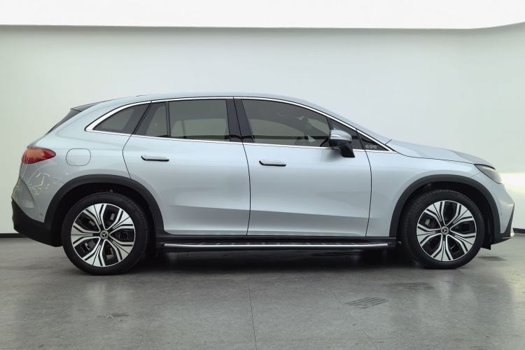 Used Mercedes-Benz EQE SUV 2023 350 4MATIC Luxury Edition Exterior 9