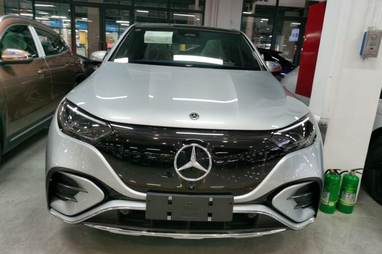 Used Mercedes-Benz EQE SUV 2023 350 4MATIC Pioneer Edition Front