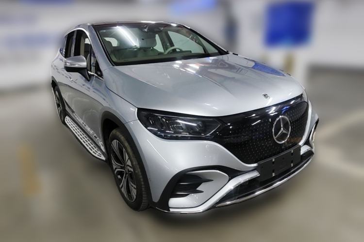 Used Mercedes-Benz EQE SUV 2023 350 4MATIC Luxury Edition Front Right 45 Deg