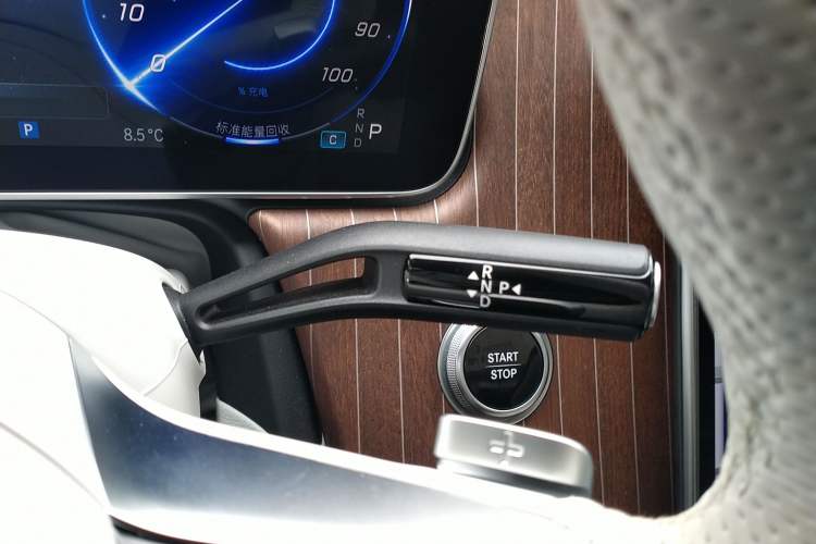 Used Mercedes-Benz EQE SUV 2023 350 4MATIC Luxury Edition Gear Lever