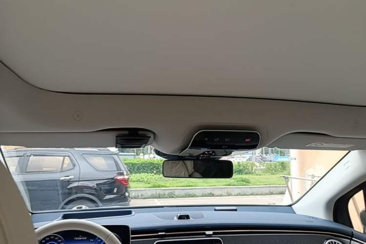 Used Mercedes-Benz EQE SUV 2023 500 4MATIC Special Edition Headliner