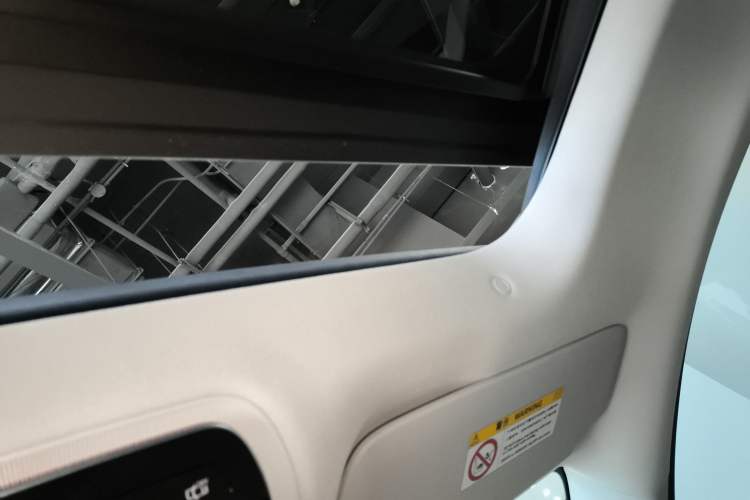 Used Mercedes-Benz EQE SUV 2023 350 4MATIC Pioneer Edition Headliner