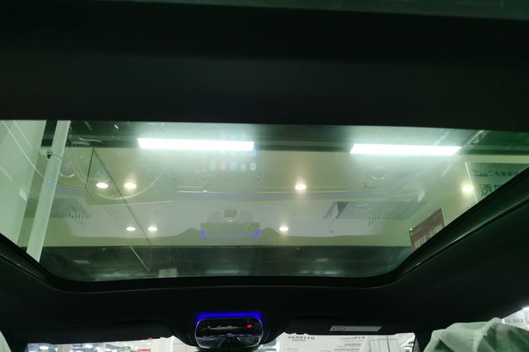 Used Mercedes-Benz EQE SUV 2023 350 4MATIC Pioneer Edition Headliner