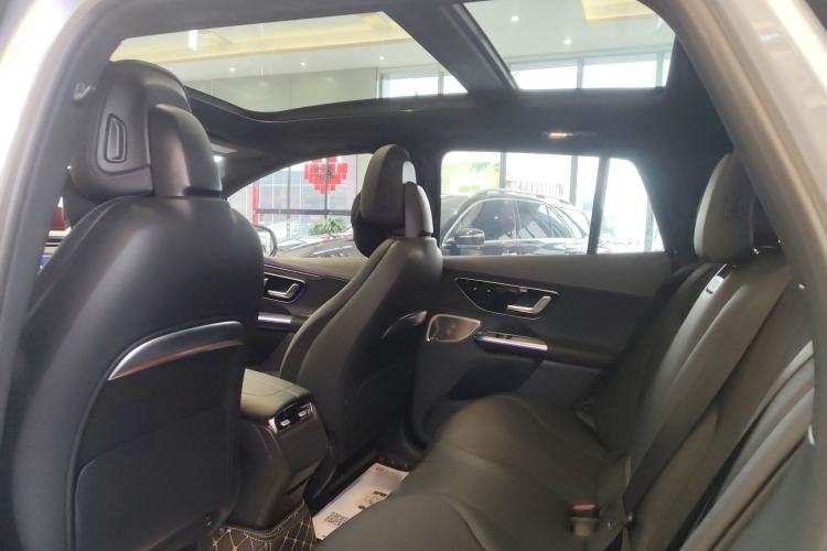 Used Mercedes-Benz EQE SUV 2023 350 4MATIC Luxury Edition Headliner