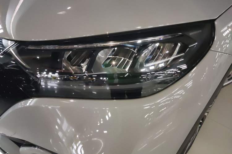 Used Mercedes-Benz EQE SUV 2023 350 4MATIC Luxury Edition Left Front Headlight