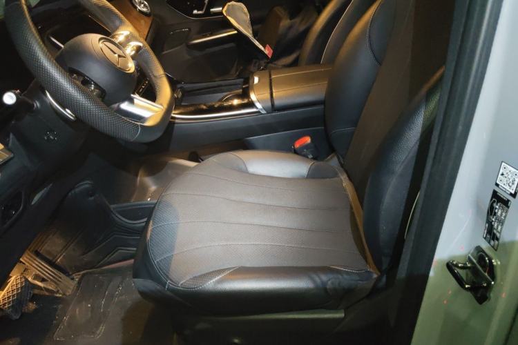 Used Mercedes-Benz EQE SUV 2023 350 4MATIC Luxury Edition Left Front Seat