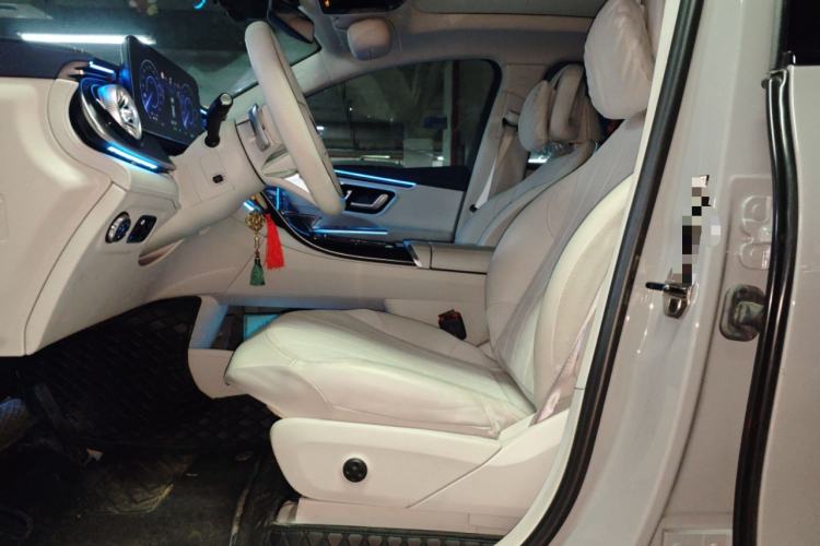 Used Mercedes-Benz EQE SUV 2023 500 4MATIC Special Edition Left Front Seat