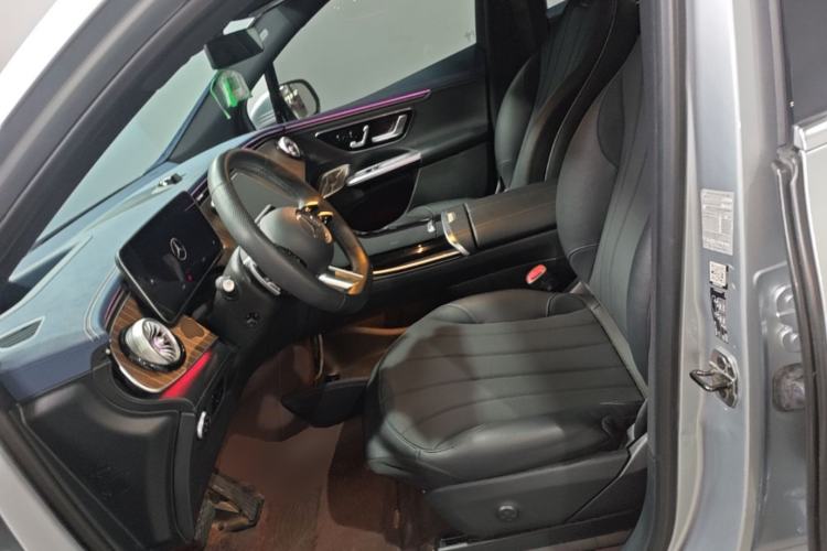 Used Mercedes-Benz EQE SUV 2023 350 4MATIC Luxury Edition Left Front Seat