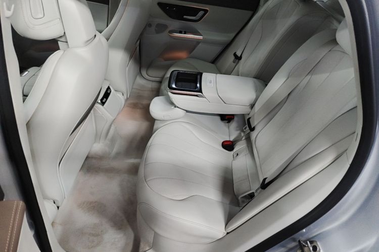 Used Mercedes-Benz EQE SUV 2023 350 4MATIC Luxury Edition Left Rear Seat