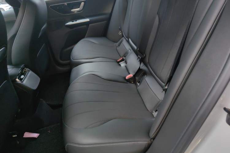 Used Mercedes-Benz EQE SUV 2023 350 4MATIC Pioneer Edition Left Rear Seat