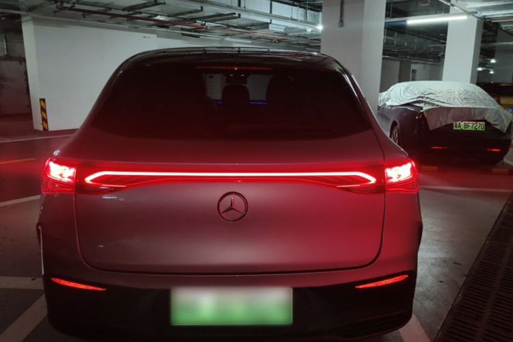 Used Mercedes-Benz EQE SUV 2023 500 4MATIC Special Edition Rear