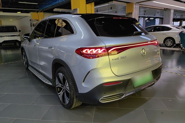 Used Mercedes-Benz EQE SUV 2023 350 4MATIC Luxury Edition Rear Left 45 Deg