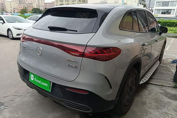 Used Mercedes-Benz EQE SUV 2023 500 4MATIC Special Edition Rear Right 45 Deg