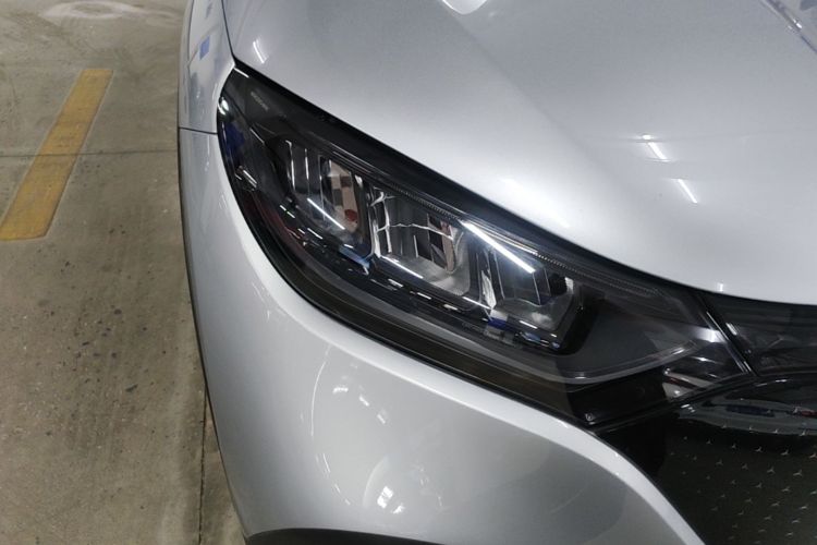 Used Mercedes-Benz EQE SUV 2023 350 4MATIC Luxury Edition Right Front Headlight