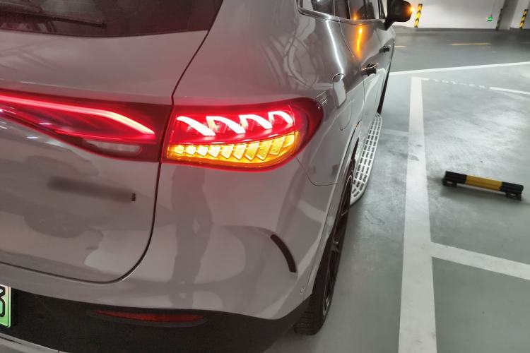 Used Mercedes-Benz EQE SUV 2023 350 4MATIC Pioneer Edition Right Rear Taillight