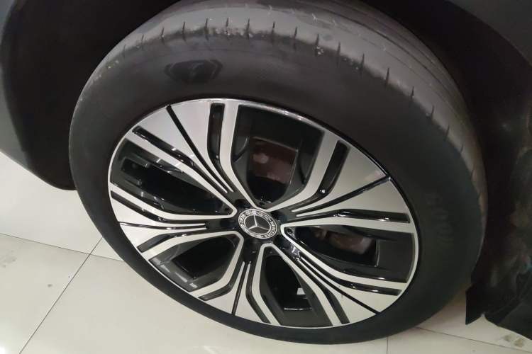 Used Mercedes-Benz EQE SUV 2023 350 4MATIC Luxury Edition Right Rear Wheel Hub