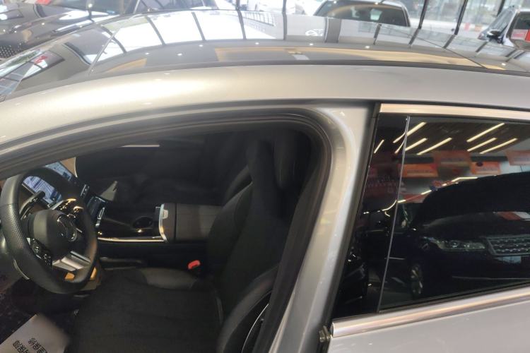 Used Mercedes-Benz EQE SUV 2023 350 4MATIC Luxury Edition Roof