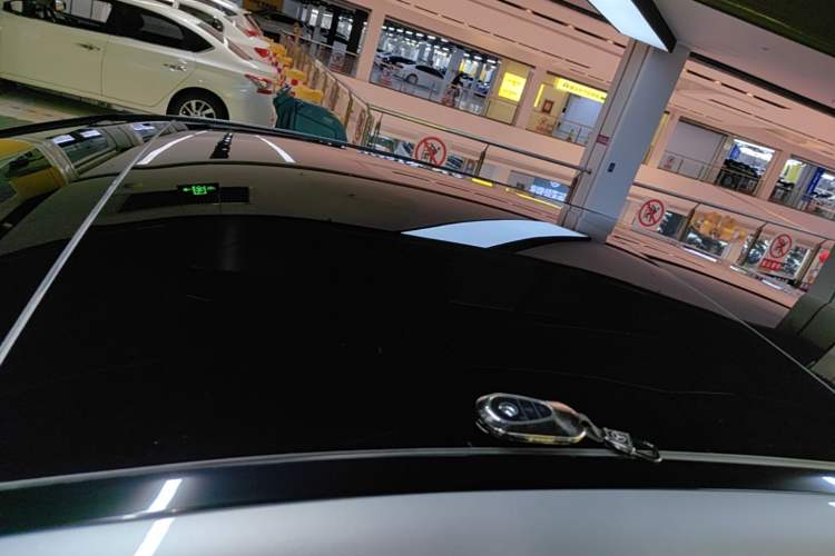 Used Mercedes-Benz EQE SUV 2023 350 4MATIC Luxury Edition Roof