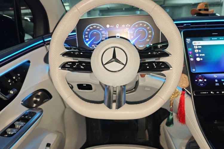 Used Mercedes-Benz EQE SUV 2023 500 4MATIC Special Edition Steering Wheel