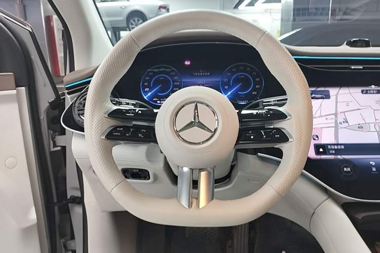 Used Mercedes-Benz EQE SUV 2023 500 4MATIC Special Edition Steering Wheel