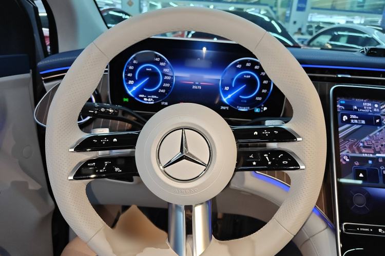 Used Mercedes-Benz EQE SUV 2023 350 4MATIC Luxury Edition Steering Wheel