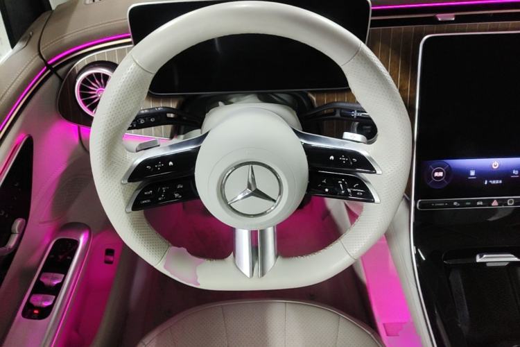 Used Mercedes-Benz EQE SUV 2023 350 4MATIC Luxury Edition Steering Wheel