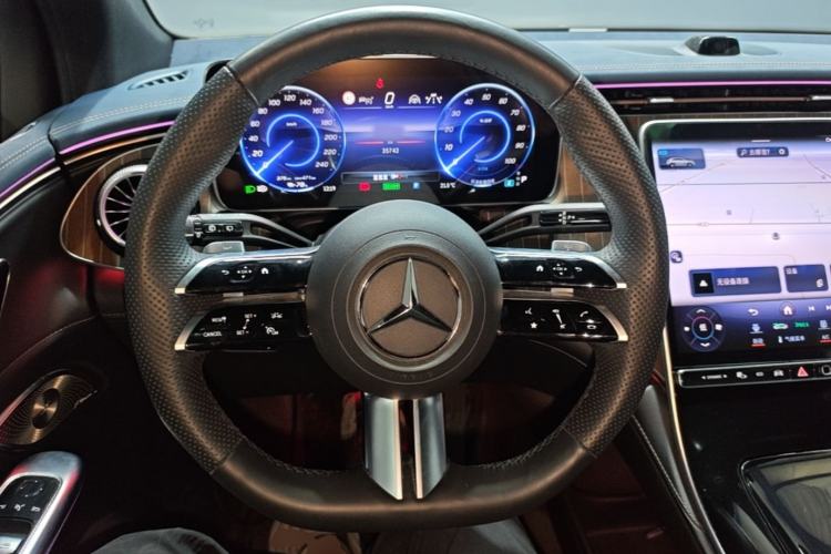 Used Mercedes-Benz EQE SUV 2023 350 4MATIC Luxury Edition Steering Wheel