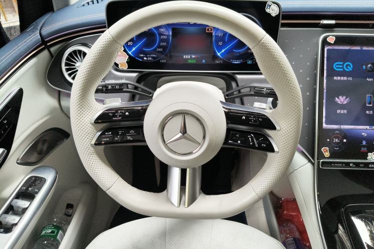 Used Mercedes-Benz EQE SUV 2023 500 4MATIC Special Edition Steering Wheel