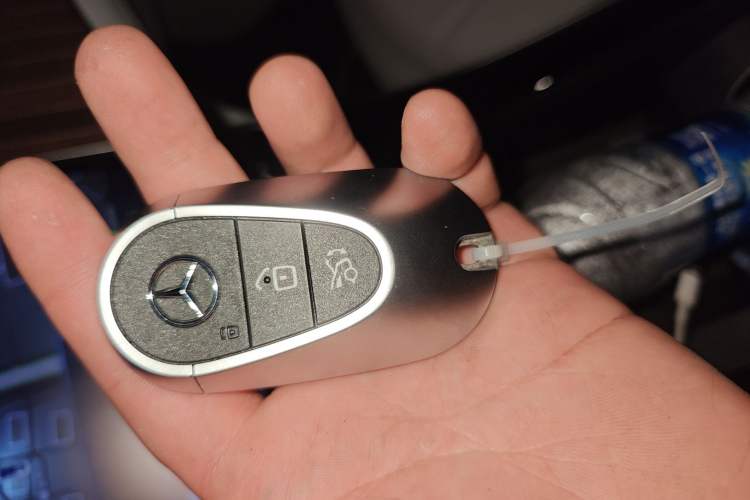 Used Mercedes-Benz EQE SUV 2023 350 4MATIC Luxury Edition Vehicle Key