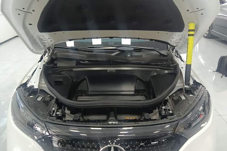 Used Mercedes-Benz EQE SUV 2023 350 4MATIC Luxury Edition Engine Bay