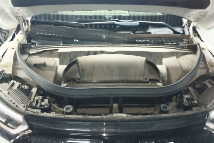 Used Mercedes-Benz EQE SUV 2023 350 4MATIC Luxury Edition Engine Bay