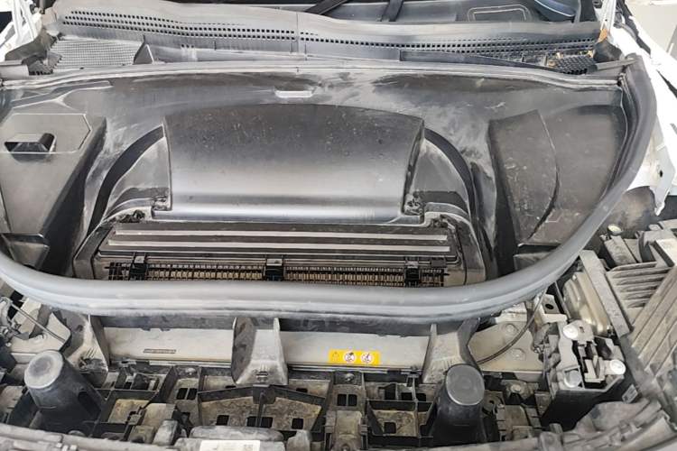 Used Mercedes-Benz EQE SUV 2023 350 4MATIC Pioneer Edition Engine Bay