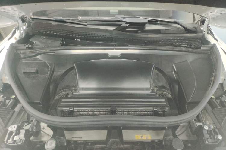 Used Mercedes-Benz EQE SUV 2023 350 4MATIC Pioneer Edition Engine Bay