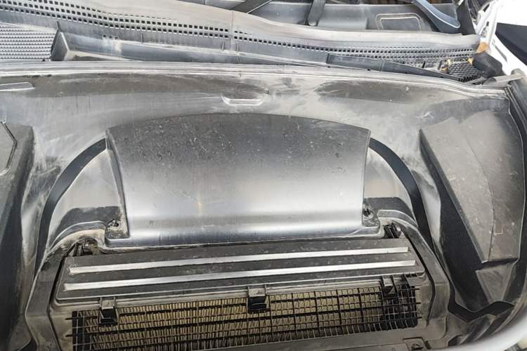 Used Mercedes-Benz EQE SUV 2023 350 4MATIC Pioneer Edition Engine Bay