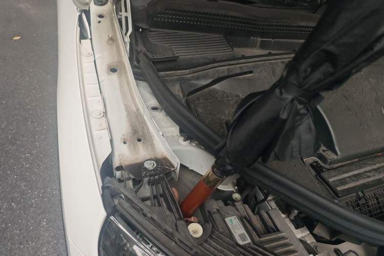 Used Mercedes-Benz EQE SUV 2023 350 4MATIC Luxury Edition Engine Bay Right