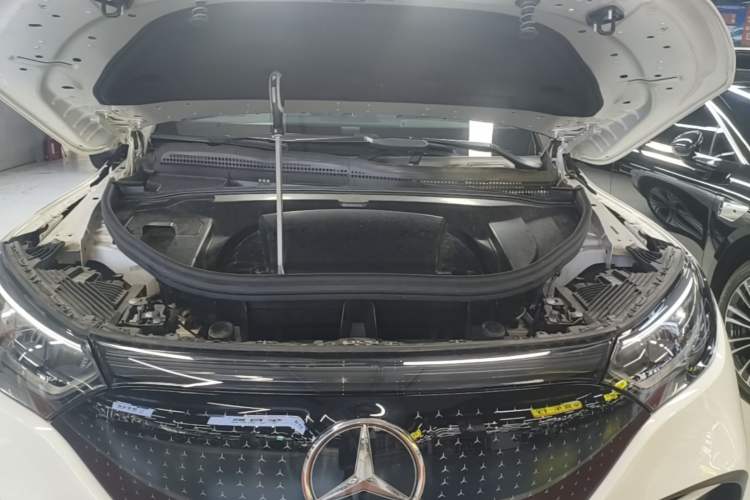 Used Mercedes-Benz EQE SUV 2023 350 4MATIC Luxury Edition Engine Bay