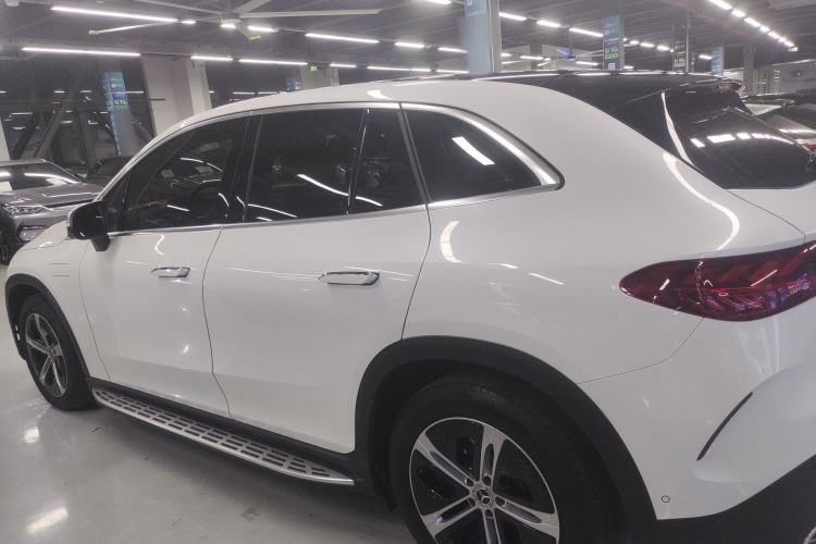 Used Mercedes-Benz EQE SUV 2023 350 4MATIC Pioneer Edition Exterior 3