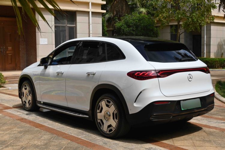 Used Mercedes-Benz EQE SUV 2023 500 4MATIC Exterior 5