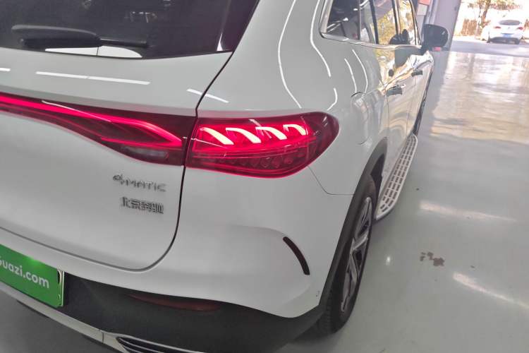Used Mercedes-Benz EQE SUV 2023 350 4MATIC Pioneer Edition Exterior 6
