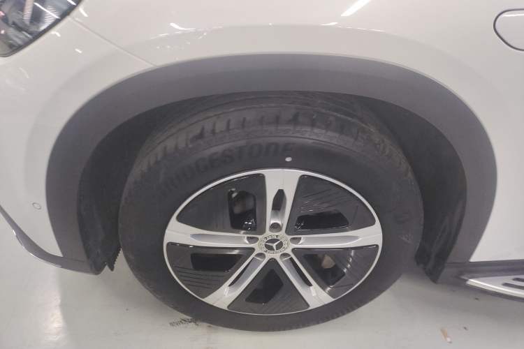 Used Mercedes-Benz EQE SUV 2023 350 4MATIC Pioneer Edition Exterior 7