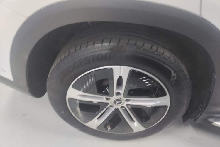 Used Mercedes-Benz EQE SUV 2023 350 4MATIC Pioneer Edition Exterior 8