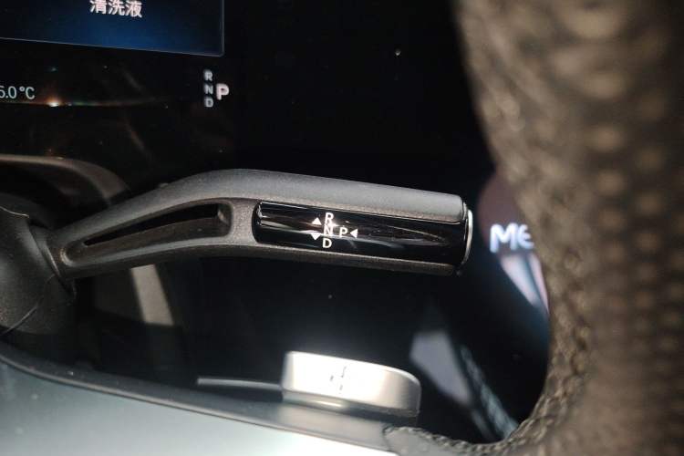 Used Mercedes-Benz EQE SUV 2023 500 4MATIC Gear Lever