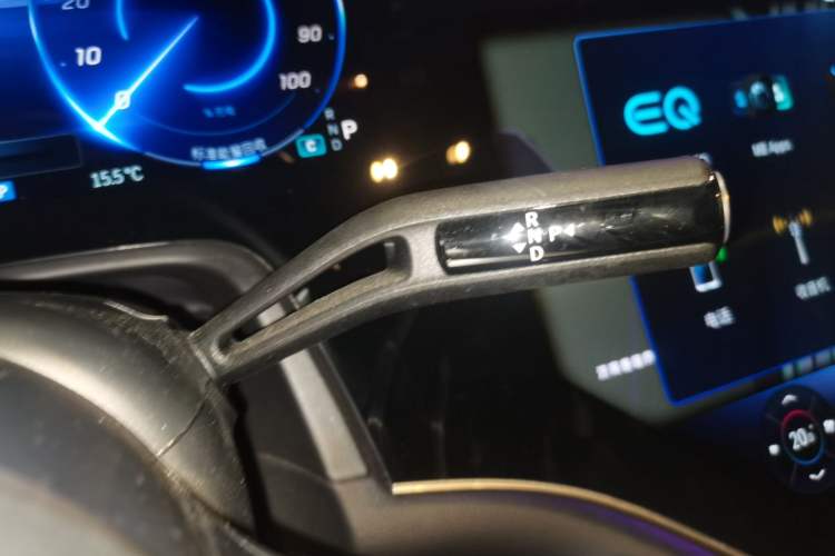 Used Mercedes-Benz EQE SUV 2023 500 4MATIC Gear Lever