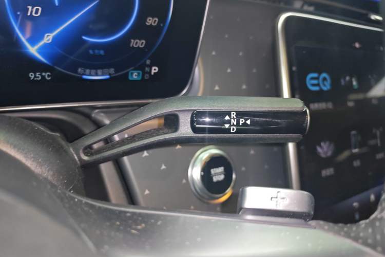 Used Mercedes-Benz EQE SUV 2023 350 4MATIC Pioneer Edition Gear Lever