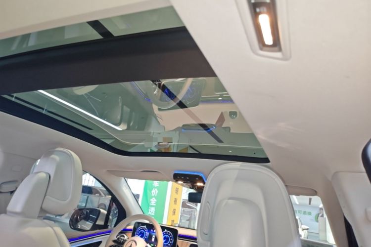 Used Mercedes-Benz EQE SUV 2023 350 4MATIC Pioneer Edition Headliner