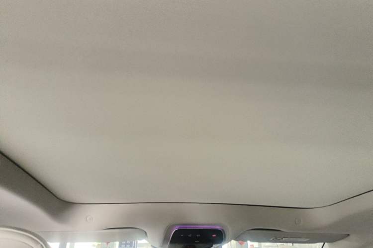 Used Mercedes-Benz EQE SUV 2023 350 4MATIC Luxury Edition Headliner