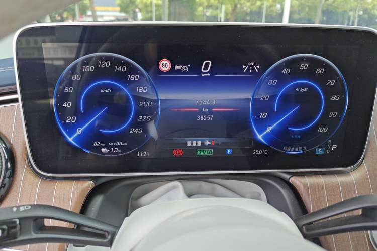 Used Mercedes-Benz EQE SUV 2023 350 4MATIC Luxury Edition Instrument Cluster