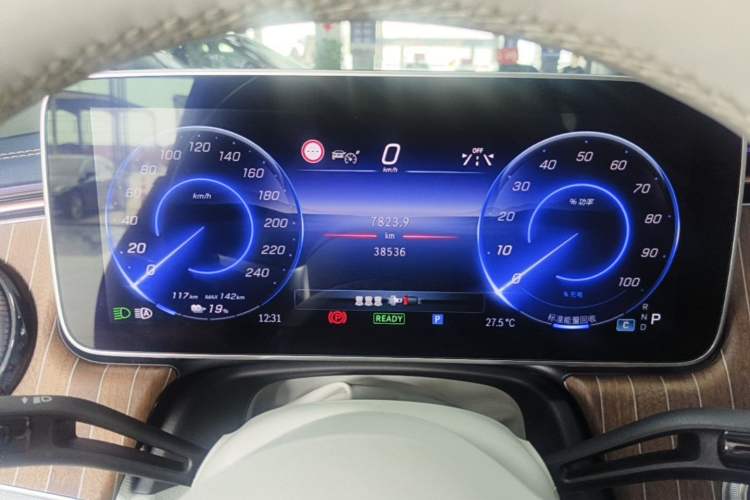 Used Mercedes-Benz EQE SUV 2023 350 4MATIC Luxury Edition Instrument Cluster